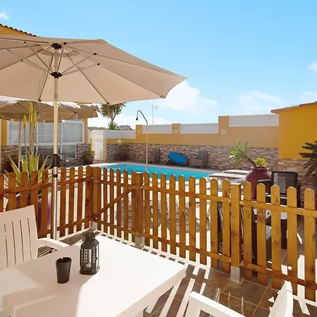Casa Paco 1 *